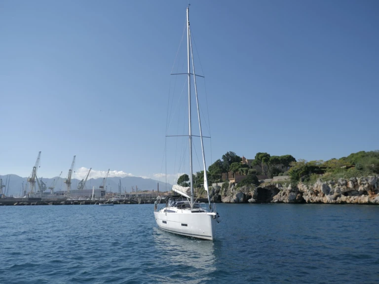 Noleggio Barca a vela con o senza skipper Dufour a Milazzo