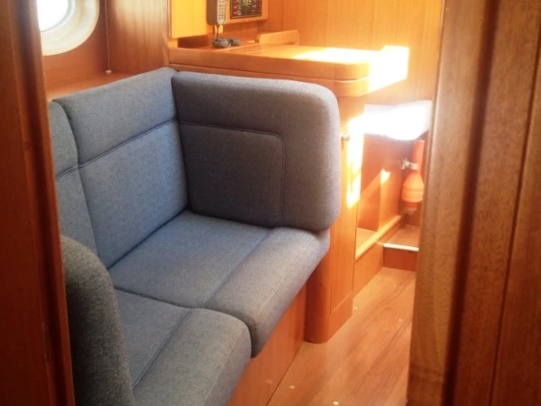 Noleggio Barca a vela Elan con patente nautica