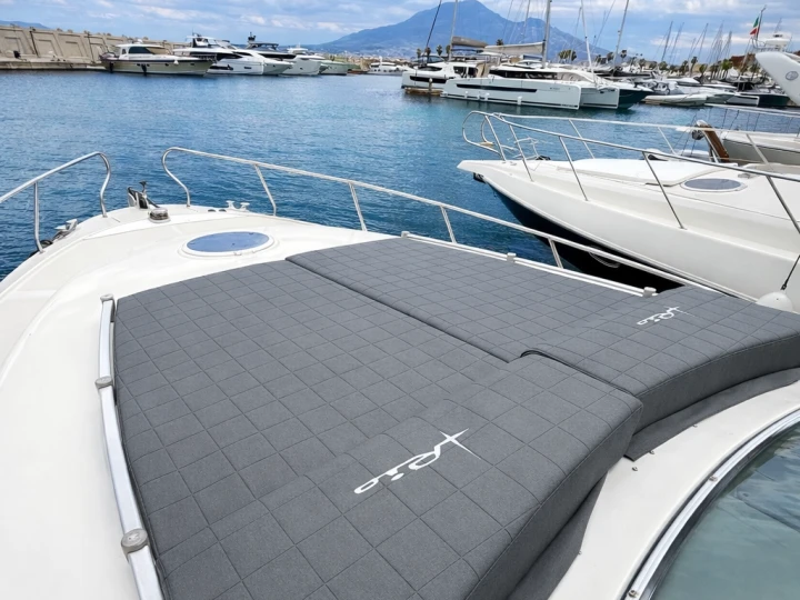 Noleggio barche Sorrento economico Rio yacht 36 sport 