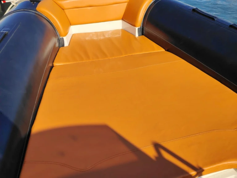 Noleggio Gommone Tiger con patente nautica