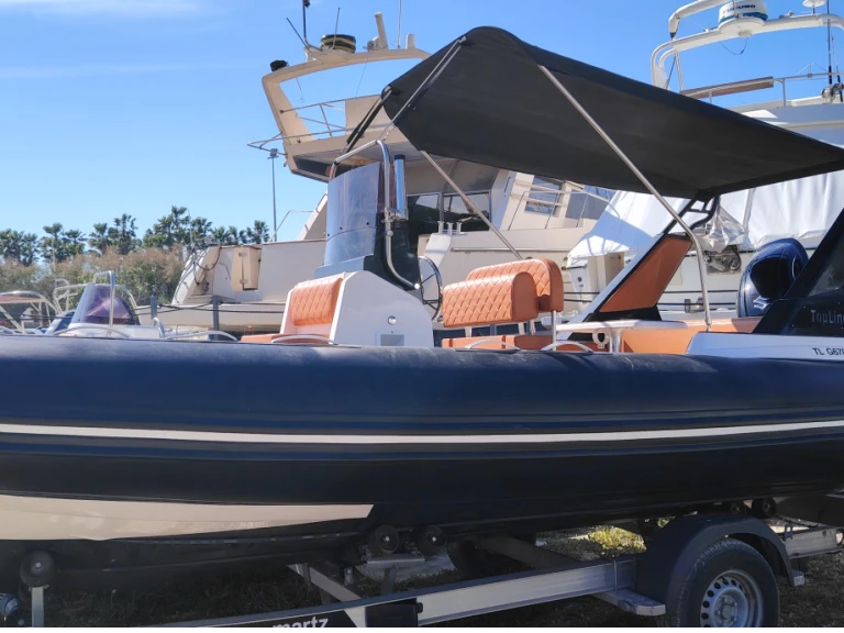 Noleggiare una Tiger Tiger TL 650 a Bormes-les-Mimosas