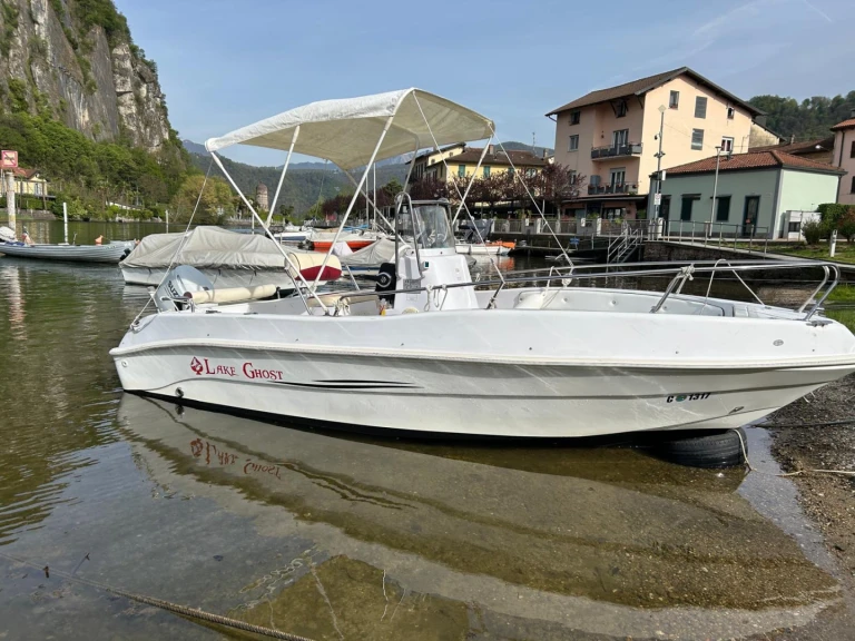 Noleggio a Lavena Ponte Tresa – Bellingardo Sea Ghost su SamBoat