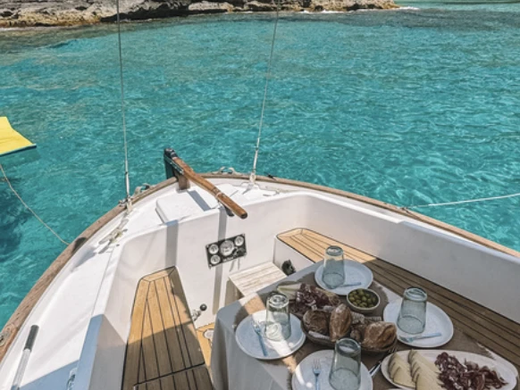 Barca a vela a noleggio a Palma de Maiorca al miglior prezzo