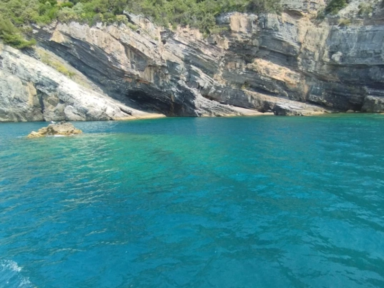 Noleggio a Fezzano – Saver 750WA su SamBoat