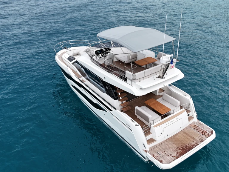 Noleggio Barca a motore con o senza skipper Prestige a Ajaccio