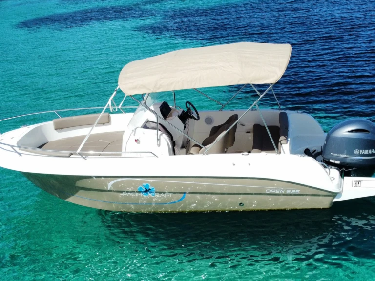 Noleggio barche Sant Antoni de Portmany economico Pacific Craft 625 Open