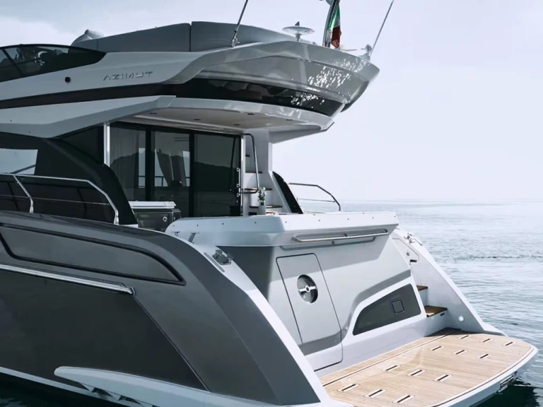 Noleggio barche Porto Villa San Giovanni economico Azimut 53 Fly