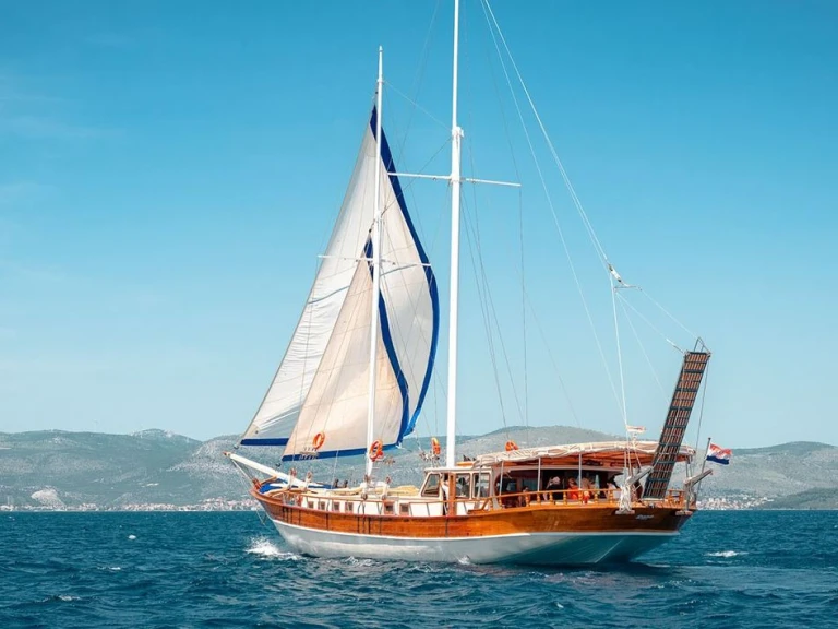 Barca a vela a noleggio a Bossoglina al miglior prezzo