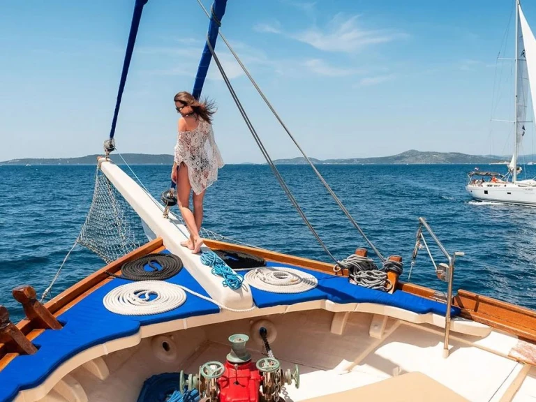 Custom Made Sv. Donat da affittare a  Bossoglina