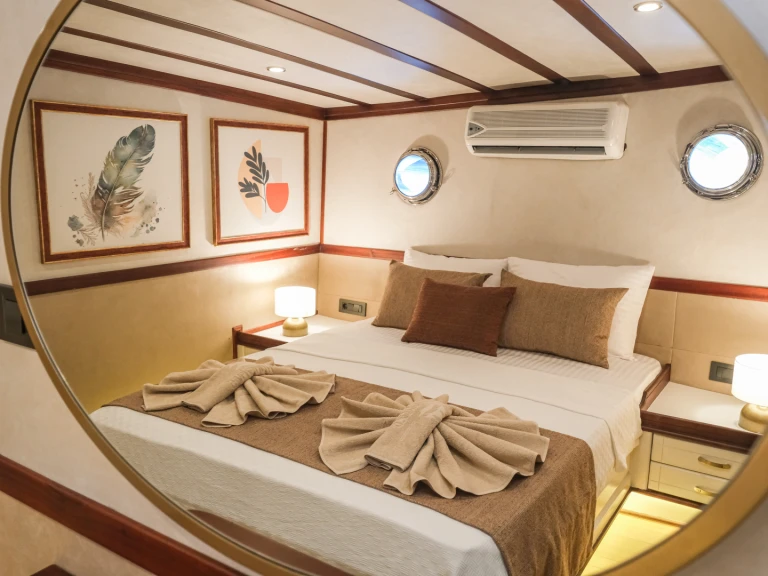 Noleggio Barca a vela  con patente nautica