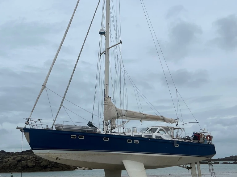 Noleggio Barca a vela Meta con patente nautica