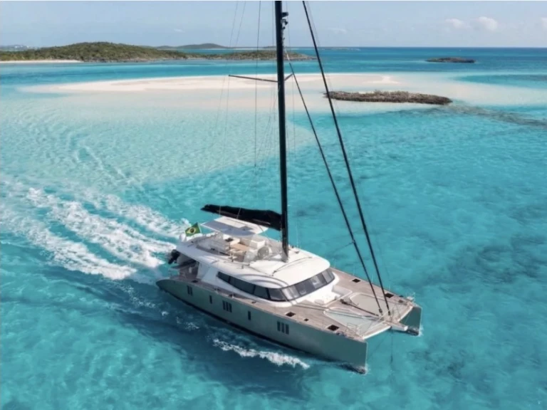 Noleggio barche Nassau economico 74ft Sunreef Sailing Catamaran