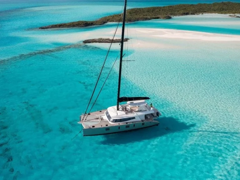 Noleggio barche Sunreef 74ft Sunreef Sailing Catamaran a Nassau su Samboat