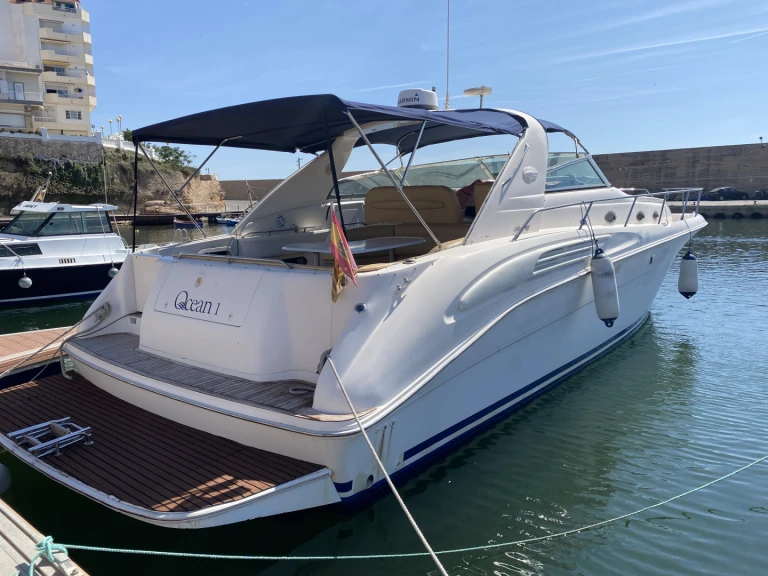 Noleggio Barca a motore Sea Ray con patente nautica