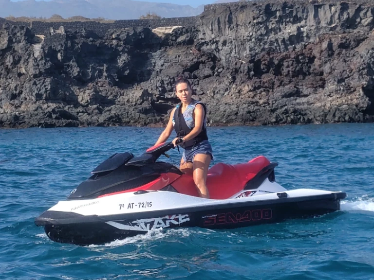 Noleggio a Los Cristianos – Sea-Doo WAKE PRO 150 su SamBoat