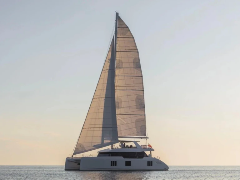Noleggio barche Olbia economico Sunreef 70