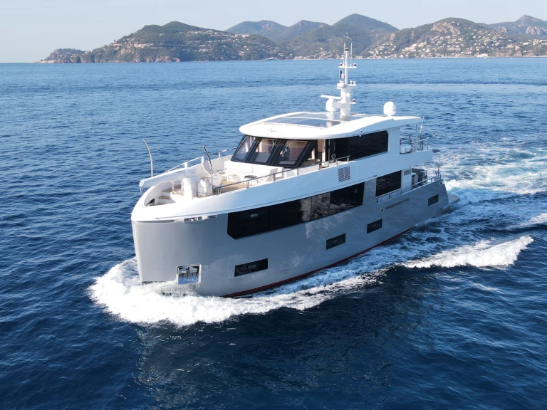 Noleggio Yacht di lusso  con patente nautica