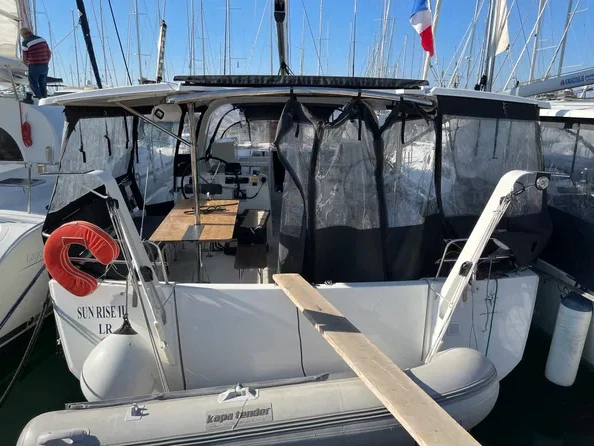 Noleggio Barca a vela a Néa Péramos – Jeanneau Sun Loft 47 (7 cab.)