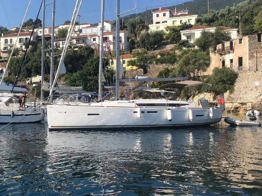 Jeanneau Sun Odyssey 409 (3 cab.) da affittare a  Lefkáda