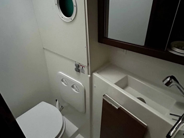 Noleggio Catamarano con o senza skipper Lagoon a Gouviá