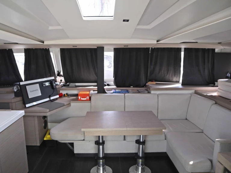 Noleggio a Néa Péramos – Fountaine Pajot Astréa 42 Maestro (5 cab.) su SamBoat