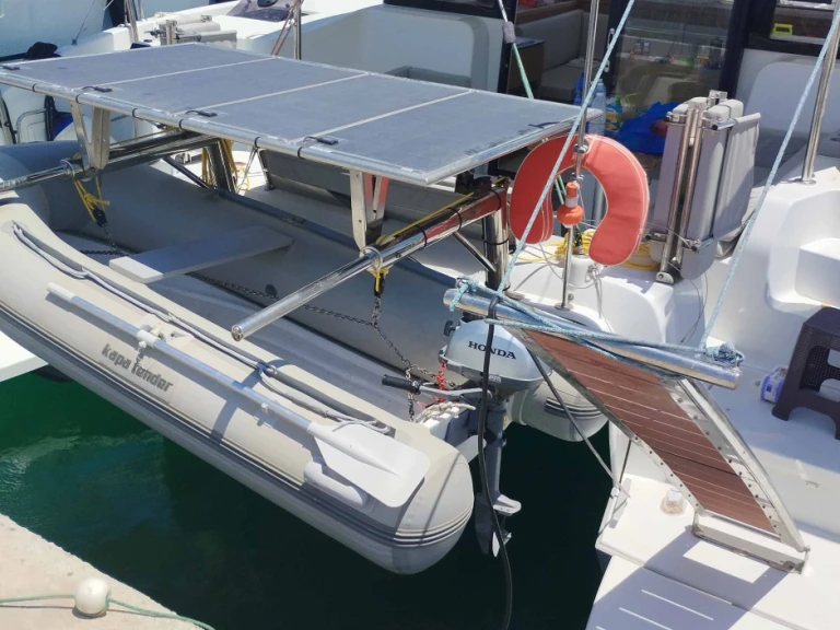 Noleggio barche Excess Excess 11 (6 cab.) a Néa Péramos su Samboat
