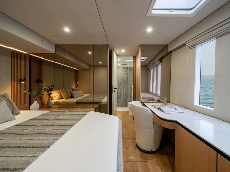 Noleggio Catamarano Sunreef con patente nautica