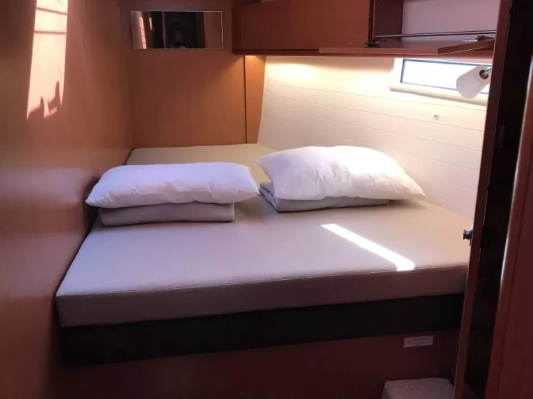Noleggio Barca a vela a Álimos – Bavaria Bavaria Cruiser 51 (5 cab.)