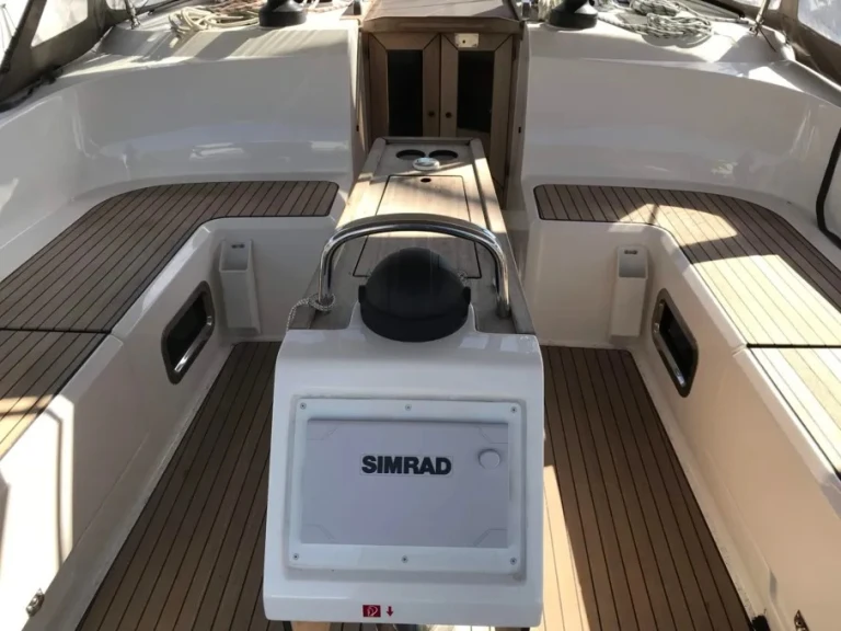 Noleggio barche Bavaria Bavaria Cruiser 51 (5 cab.) a Álimos su Samboat