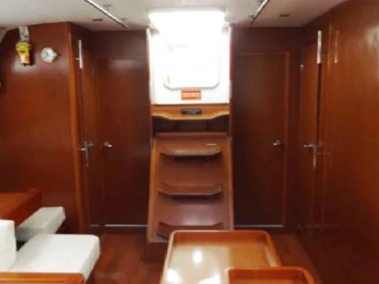 Bénéteau Oceanis 50 (6 cab.) da affittare a  Kalkara