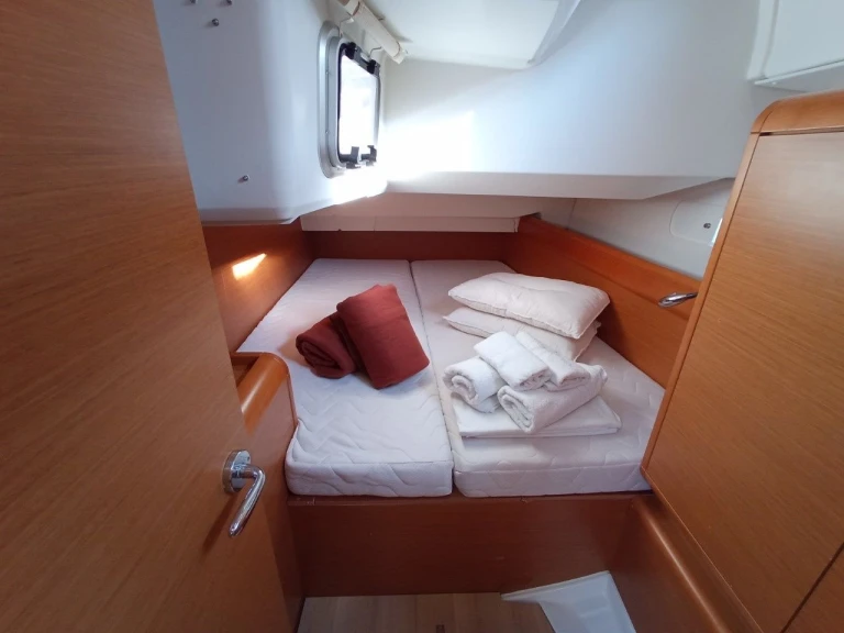 Noleggio a Lefkáda – Jeanneau Sun Odyssey 379 (3 cab.) su SamBoat