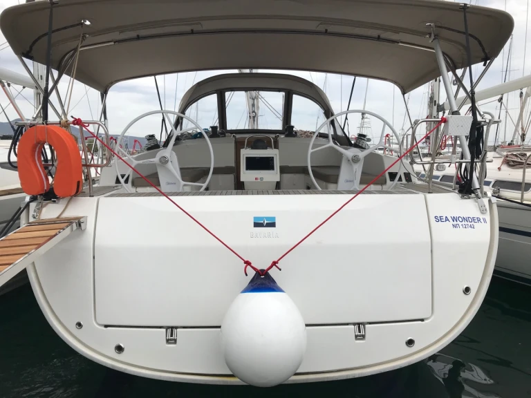 Noleggiare una Bavaria Cruiser 46 a Gouviá