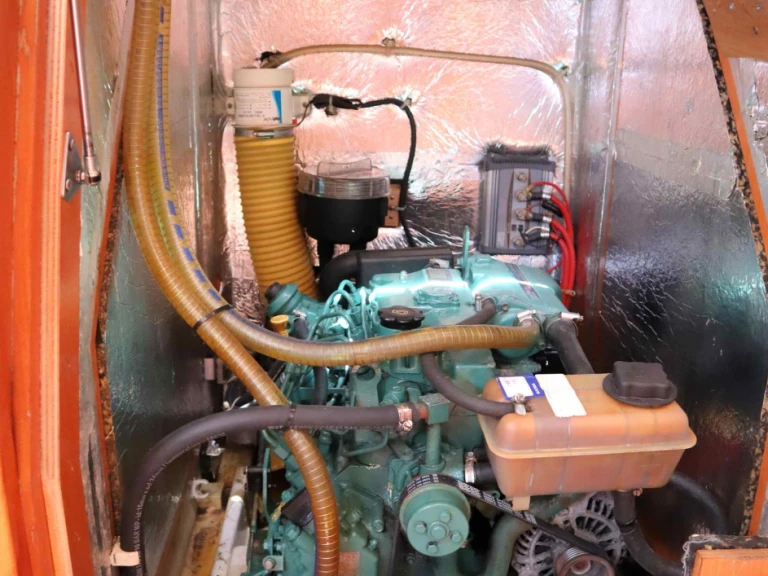 Bavaria Bavaria Cruiser 40 (3 cab.) da affittare a  Néa Péramos