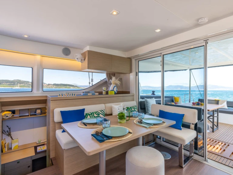 Noleggio barche Gouviá economico Lagoon 43 (6 cab.)