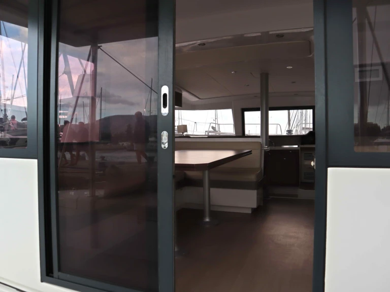 Noleggiare una Bali Bali 4.1 a Paros (Isola)