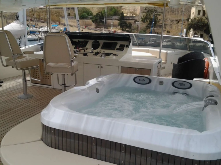 Noleggio Yacht di lusso a Amalfi – Custom ARIA C