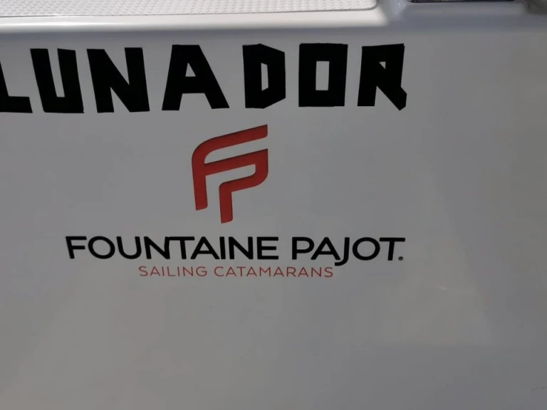 Noleggiare una Fountaine Pajot Isla 40 (5 cab.) a Propriano