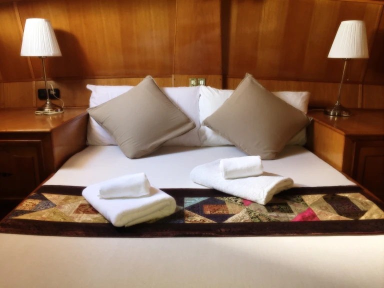 Noleggio Yacht di lusso a Olbia –  Waverunner 55