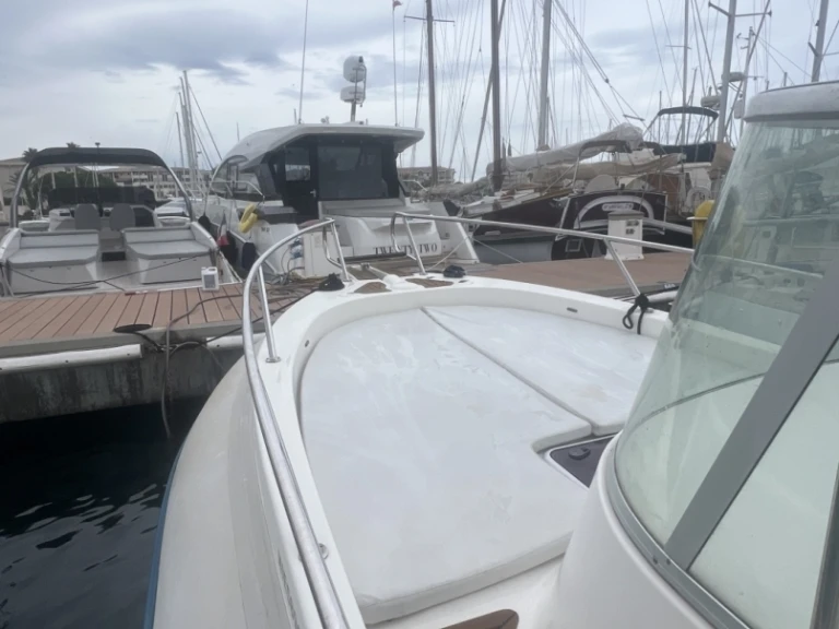 Noleggio Gommone con o senza skipper Capelli a Cogolin