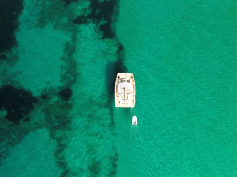 Noleggio barche Santa Cruz de Tenerife economico Bali 4.2