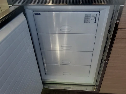 Noleggio Catamarano Lagoon con patente nautica