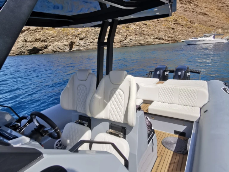 ZEN MARINE ZEN 39 da affittare a  Adámas