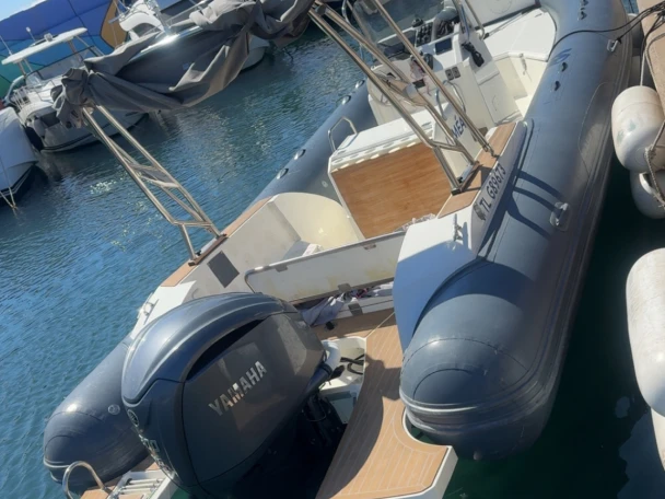 Noleggio Gommone a Fréjus – Capelli Tempest 775 Open