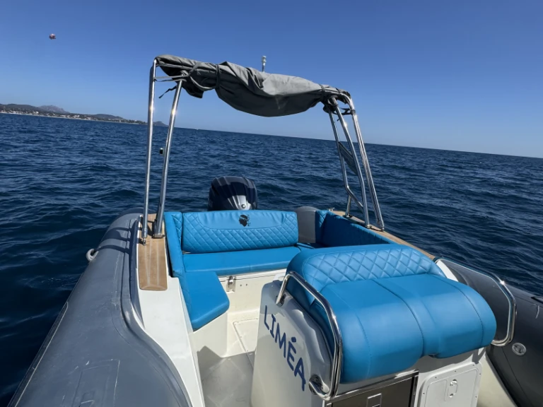 Noleggio Gommone Capelli con patente nautica