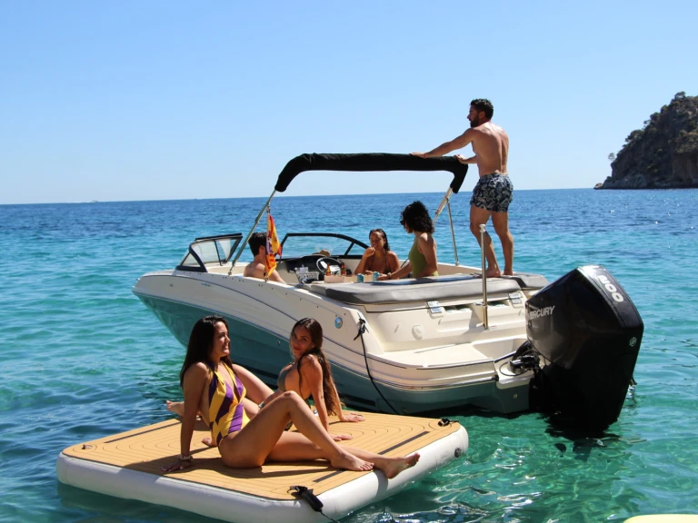 Noleggio barche Bayliner VR6 a Club Nàutic Santa Ponsa su Samboat