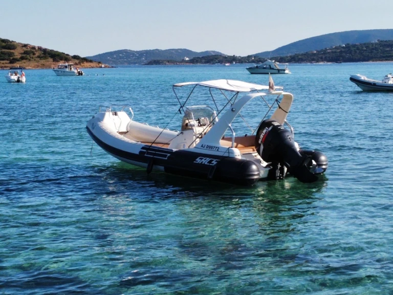 Noleggio a Bonifacio – Sacs Sacs S 680 su SamBoat