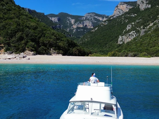 Bertram Bertram 25 da affittare a  Orosei