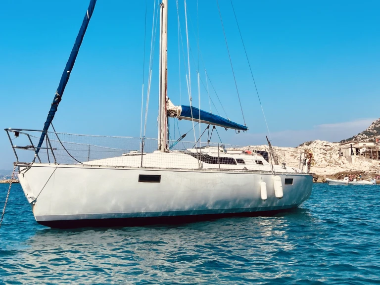 Noleggiare una Bénéteau Oceanis 320 a Carnon-Plage