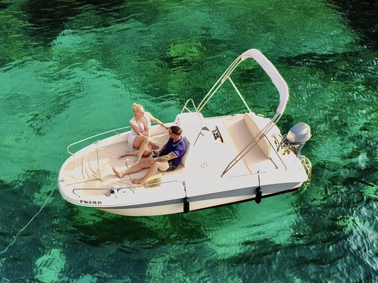 Noleggio a Sant Antoni de Portmany – Nuva Nuva M6 Open su SamBoat