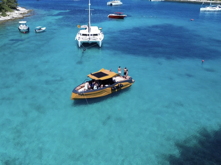 Noleggio Barca a motore Alesta Marine con patente nautica